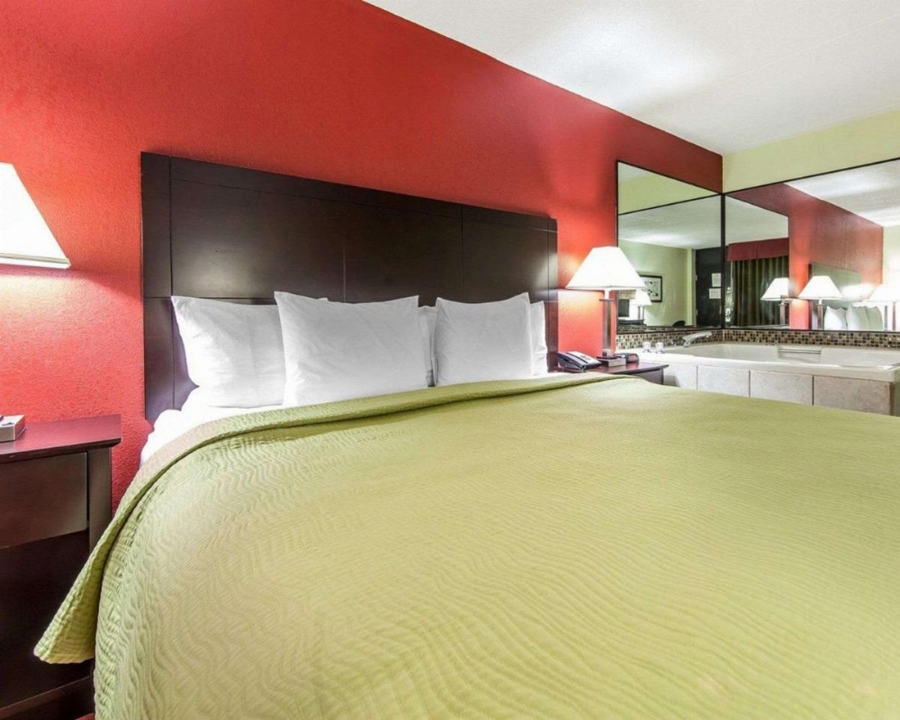 Quality Inn West Image 19