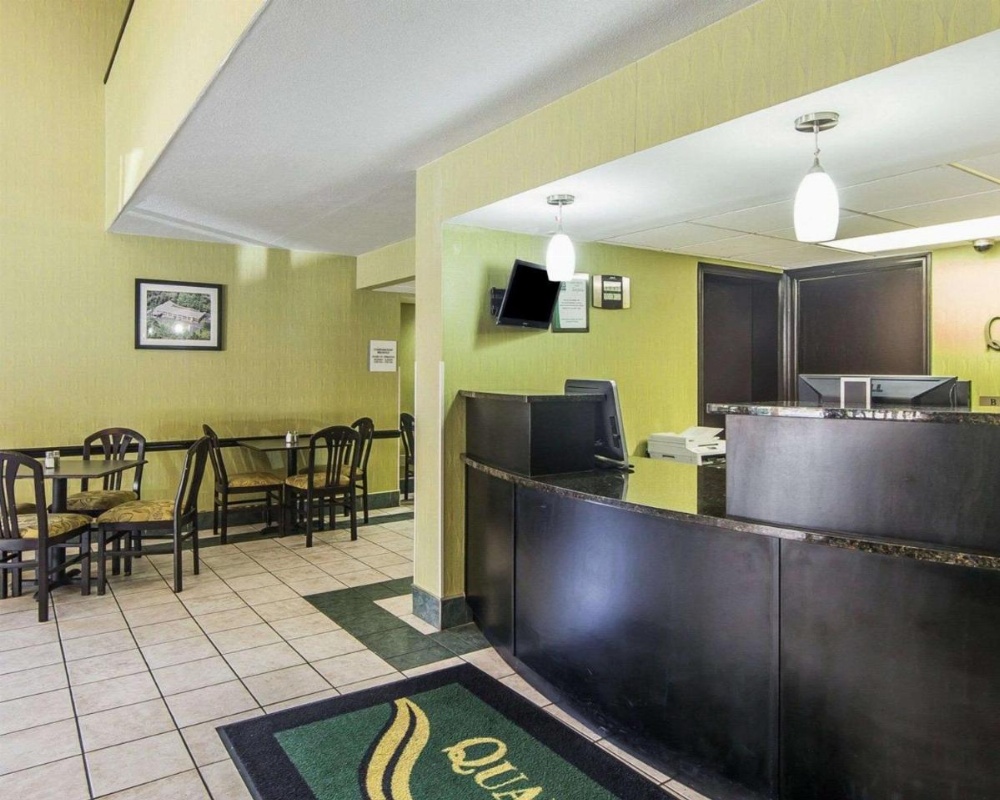 Quality Inn West Image 21