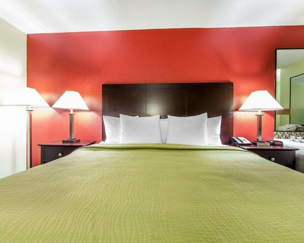 Quality Inn West Image 29